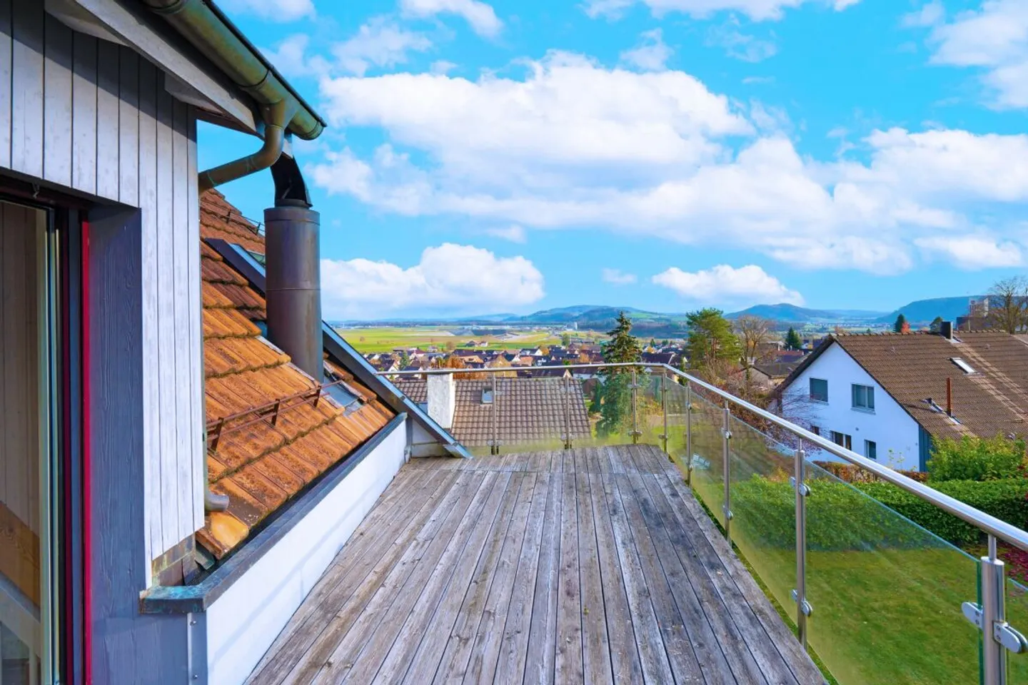 Panoramasicht trifft auf Wohnstil - zweiteilige Wohnresidenz - Photo 5 sur 12