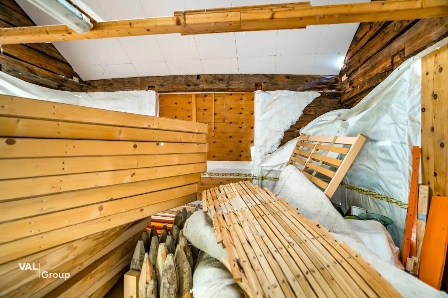 Stall mit Bauland in Eischoll - Walliser Charme mit Perspektive - Photo 6 of 13