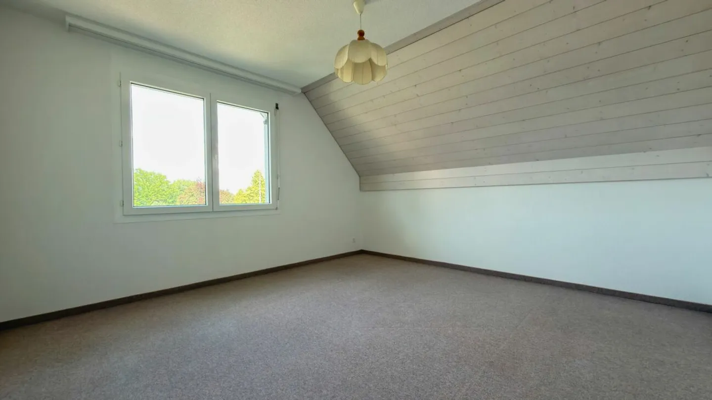Vivre avec une vue - Spacieux penthouse en duplex avec galerie et balcon ensoleillé - Photo 8 sur 13