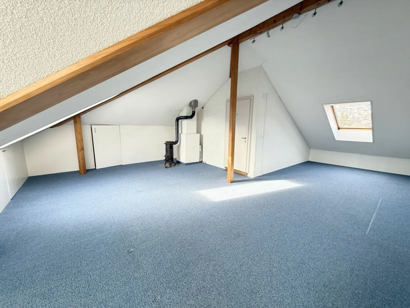 Ampia casa familiare duplex - Foto 6 di 8