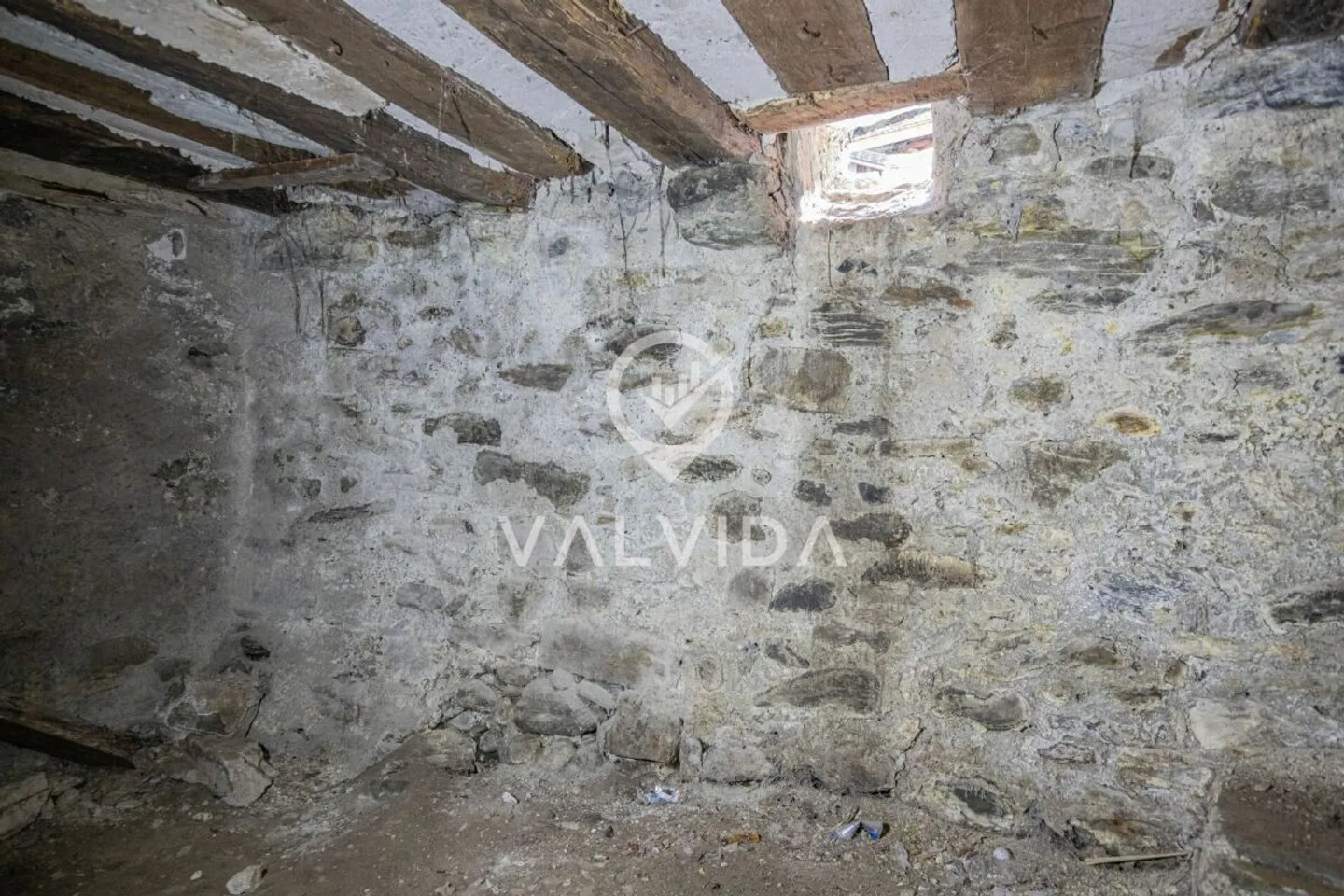 Haus mit Stall,Scheune und Keller - Foto 11 von 11