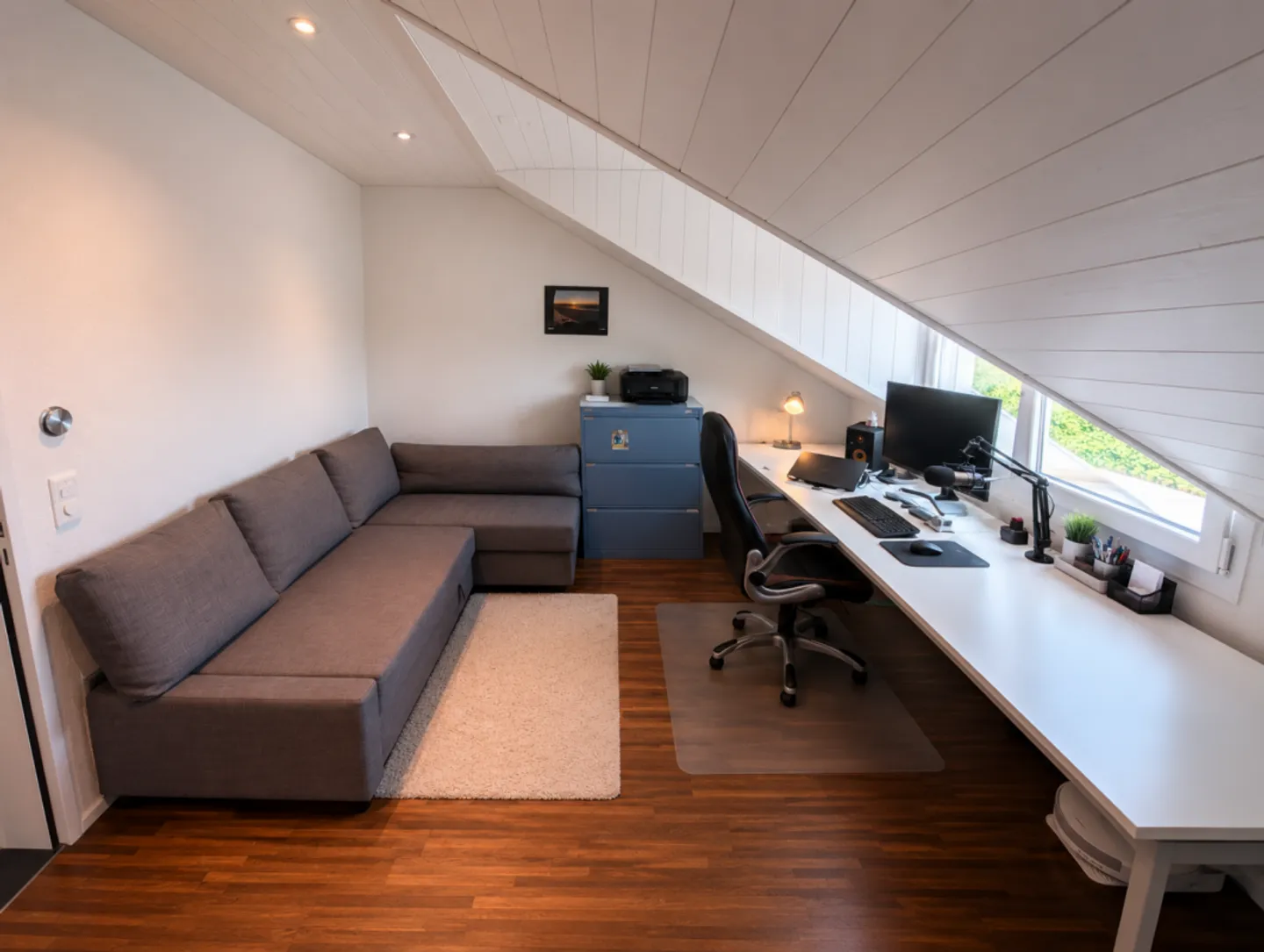 Appartement penthouse spacieux dans un emplacement calme et central - Photo 6 sur 13