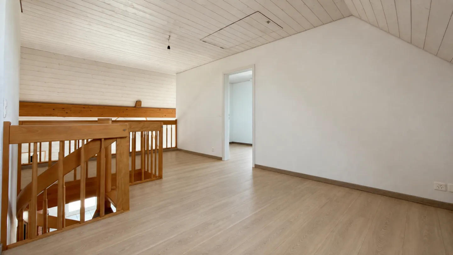 Vivre avec une vue - Spacieux penthouse en duplex avec galerie et balcon ensoleillé - Photo 13 sur 13