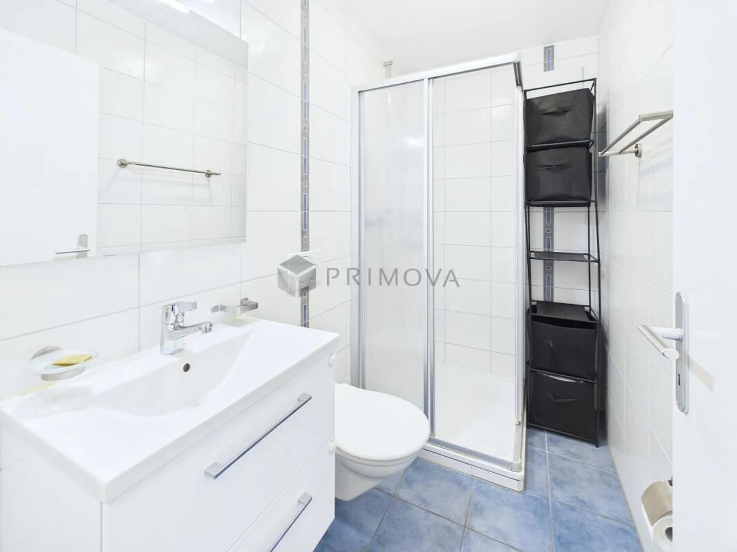 Sun-drenched living happiness: Modern 3.5 room oasis with south-facing balcony in prime location - Photo 8 of 11