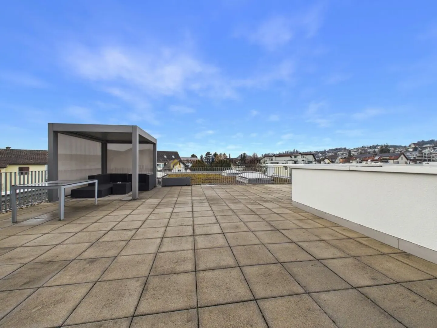 Spacious 3.5-Room Terrace Apartment - Sunny Views in Rapperswil-Jona - Photo 7 of 8