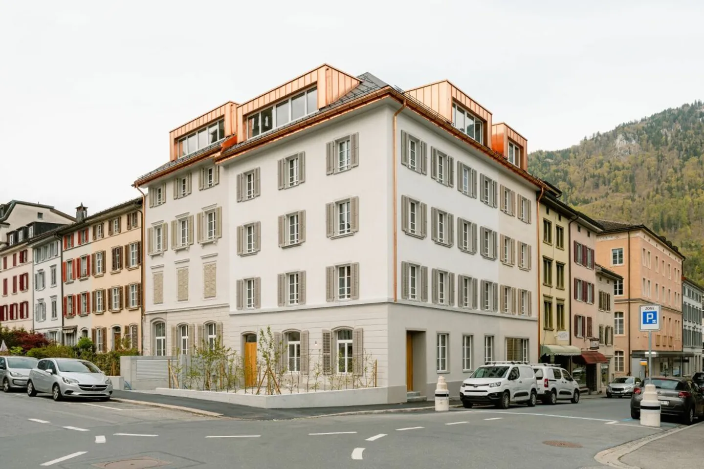 Prima locazione "Haus Fridolin": Attico moderno nel cuore di Glarona - Foto 6 di 7