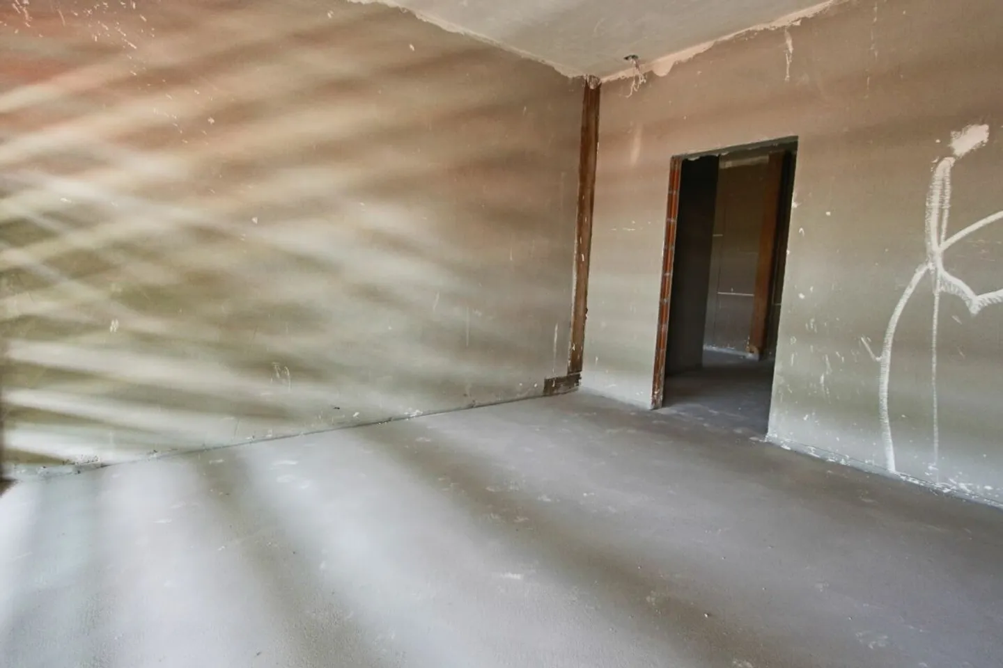 For sale 3.5 room apartment - new - Photo 7 of 10