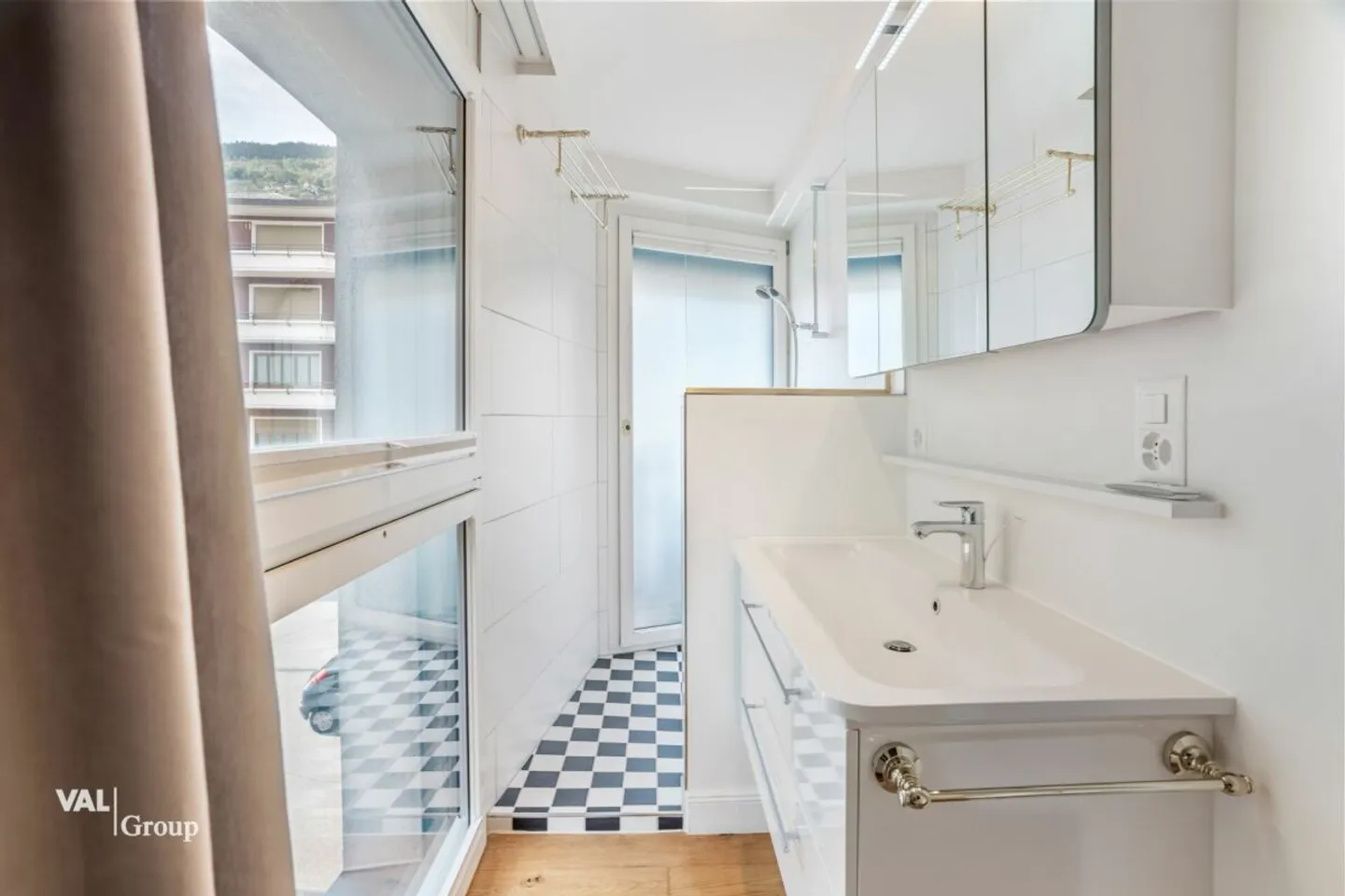 Stylish 4.5-room apartment with private sauna - Photo 11 of 12