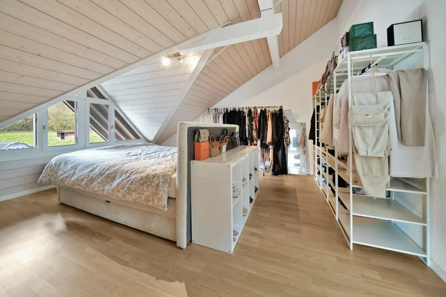 A Home to Fall in Love With - Modern 3.5-Room Attic Apartment with Charm - Photo 13 of 13