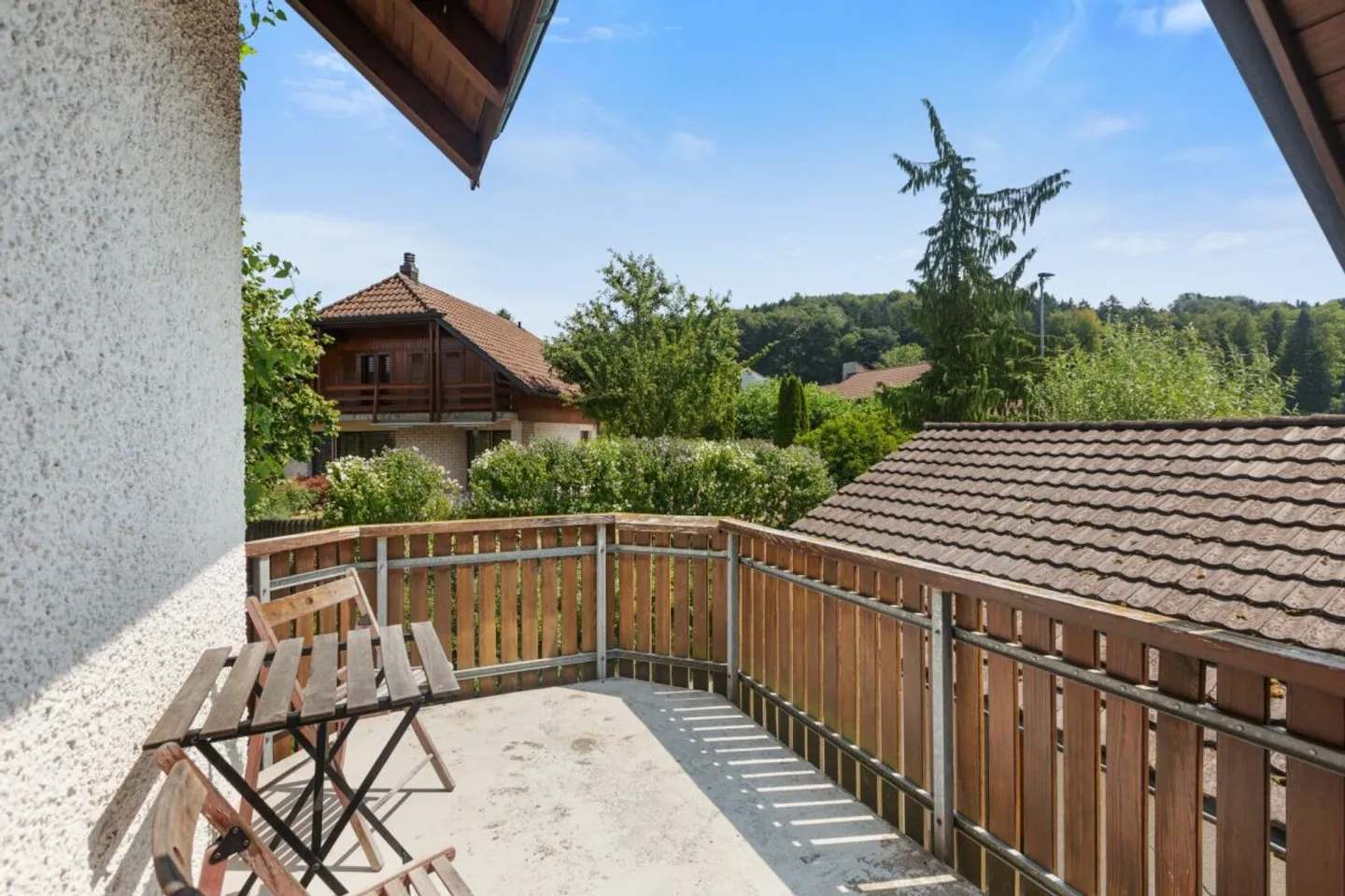Ein besonderes Zuhause mit Gartenidylle, Privatsphäre und viel Raum - Photo 8 sur 13