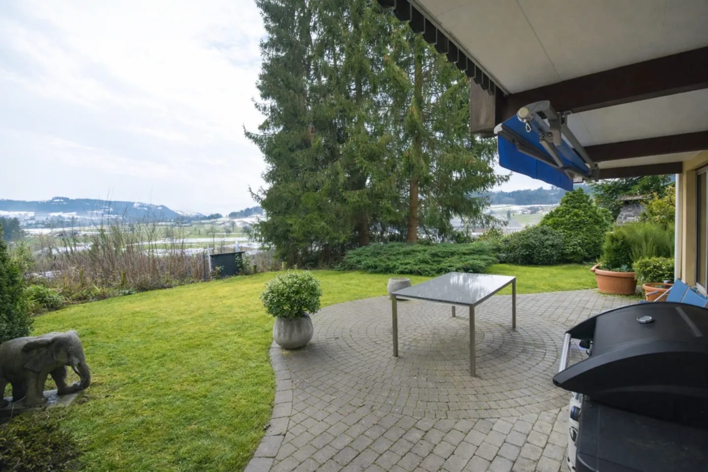 Maison de rêve de 6,5 pièces avec grand jardin - idéale pour les familles - Photo 2 sur 13