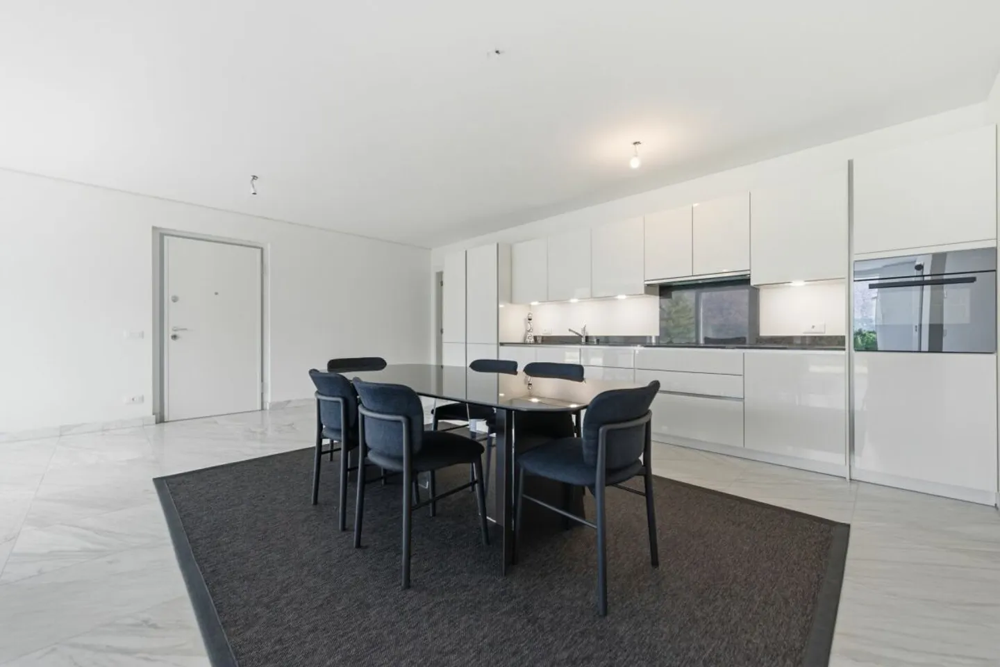 Residenza Ceresio 52: Wohnung mit Seeblick und Garten - Foto 4 von 9