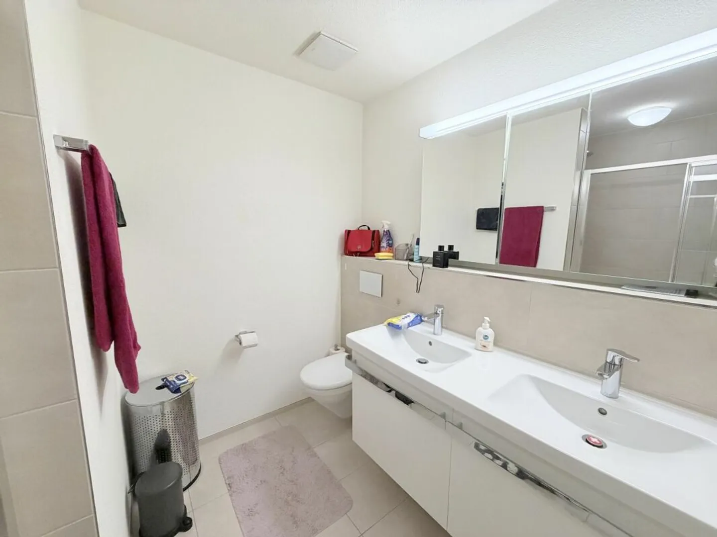 Vue alpine de rêve et confort de vie - Appartement de 5.5 pièces avec terrasse XXL - Photo 10 sur 13