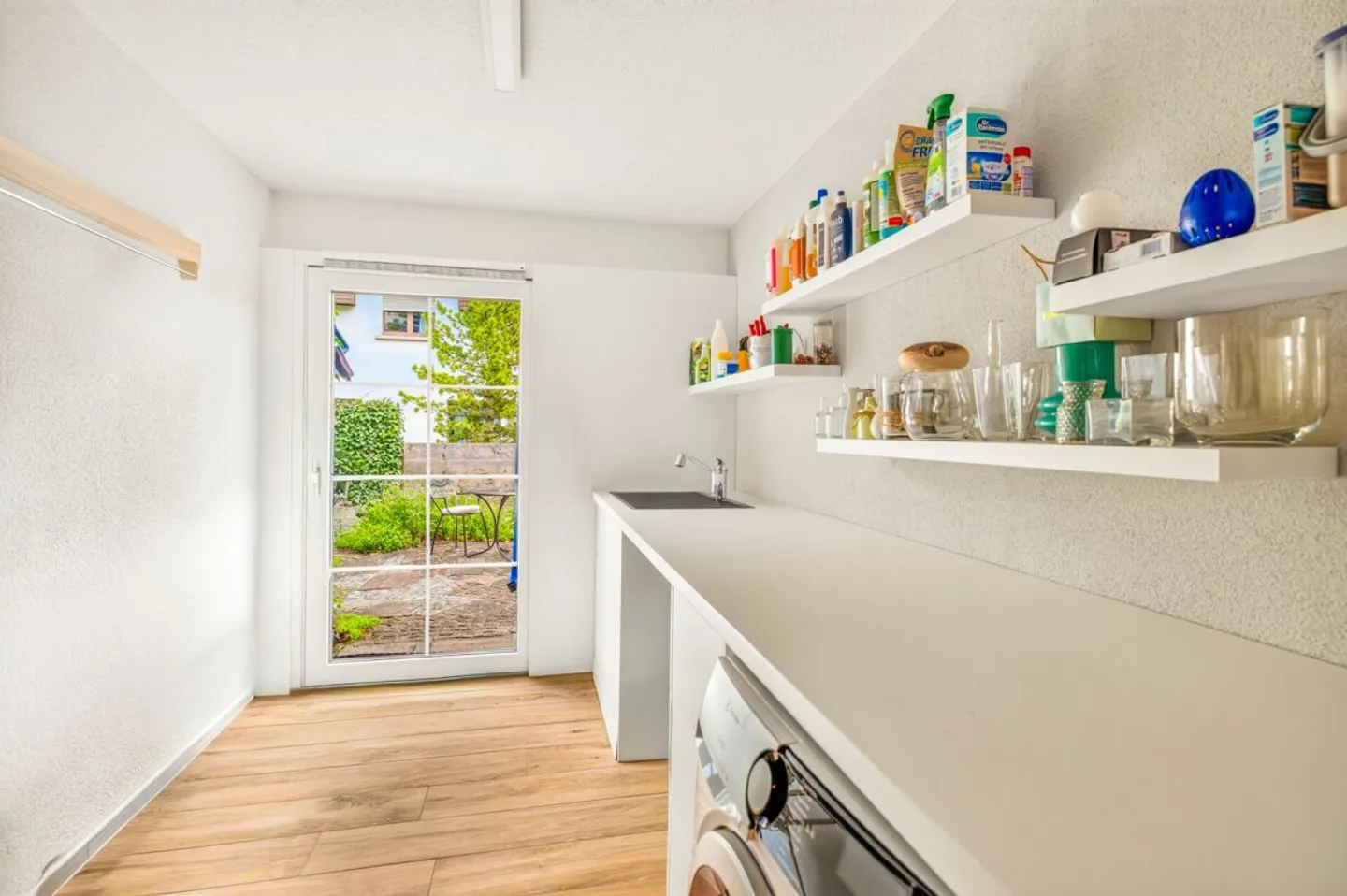 A special kind of home - charming 7.5-room detached house with garden idyll - Photo 9 of 13