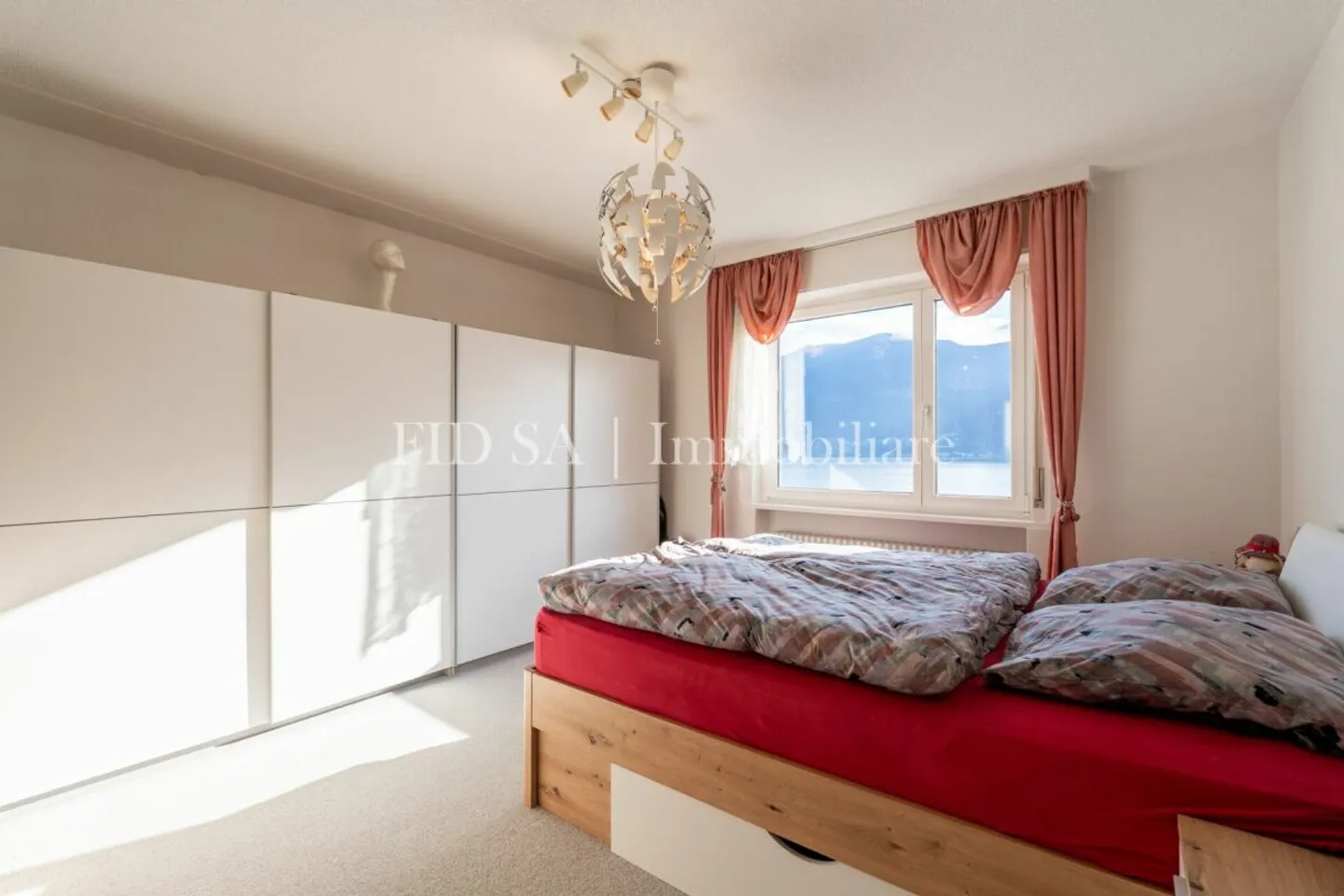 Appartamento luminoso con vista lago - Foto 6 di 8