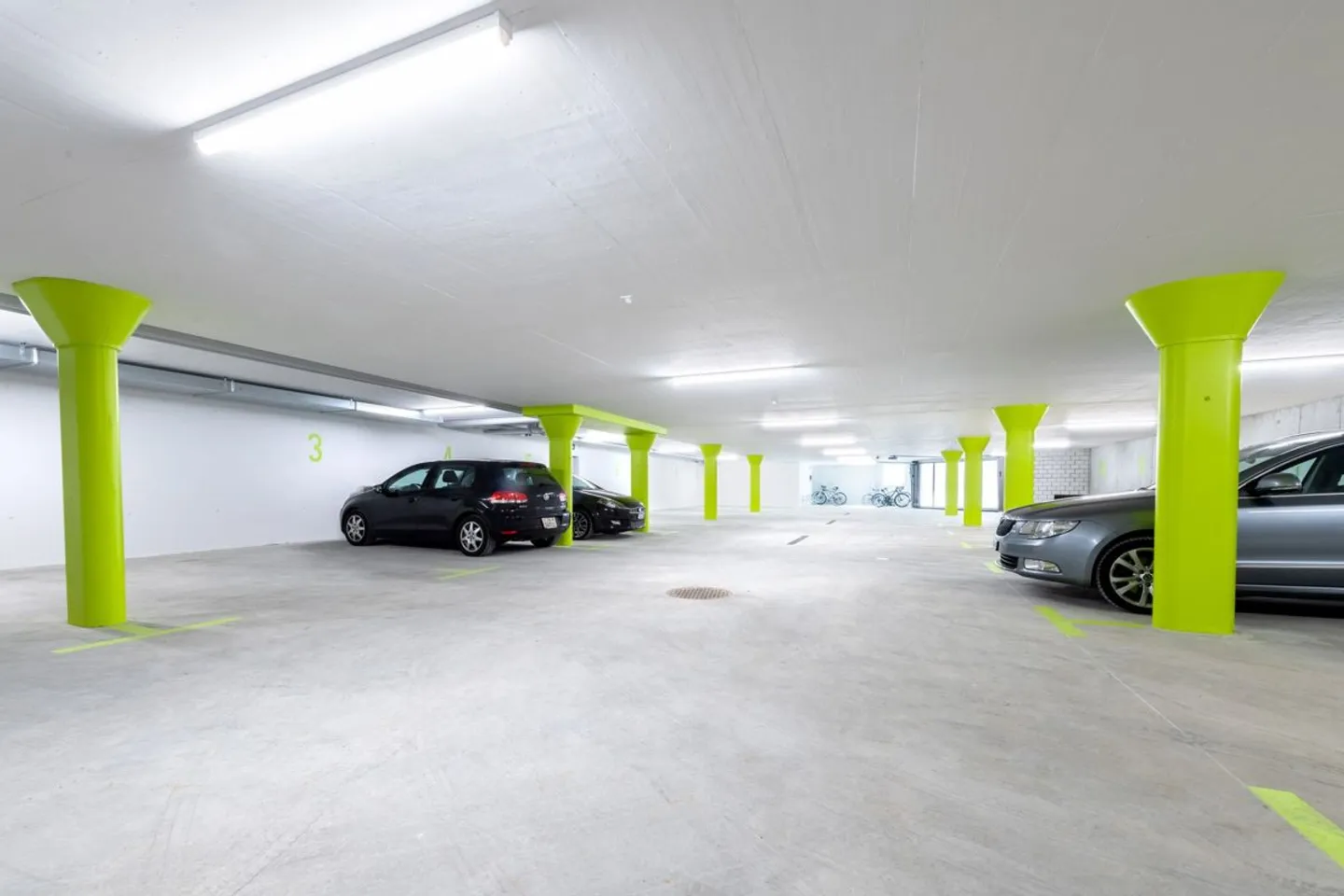 Parking space in the center of Gossau - Photo 1 of 1