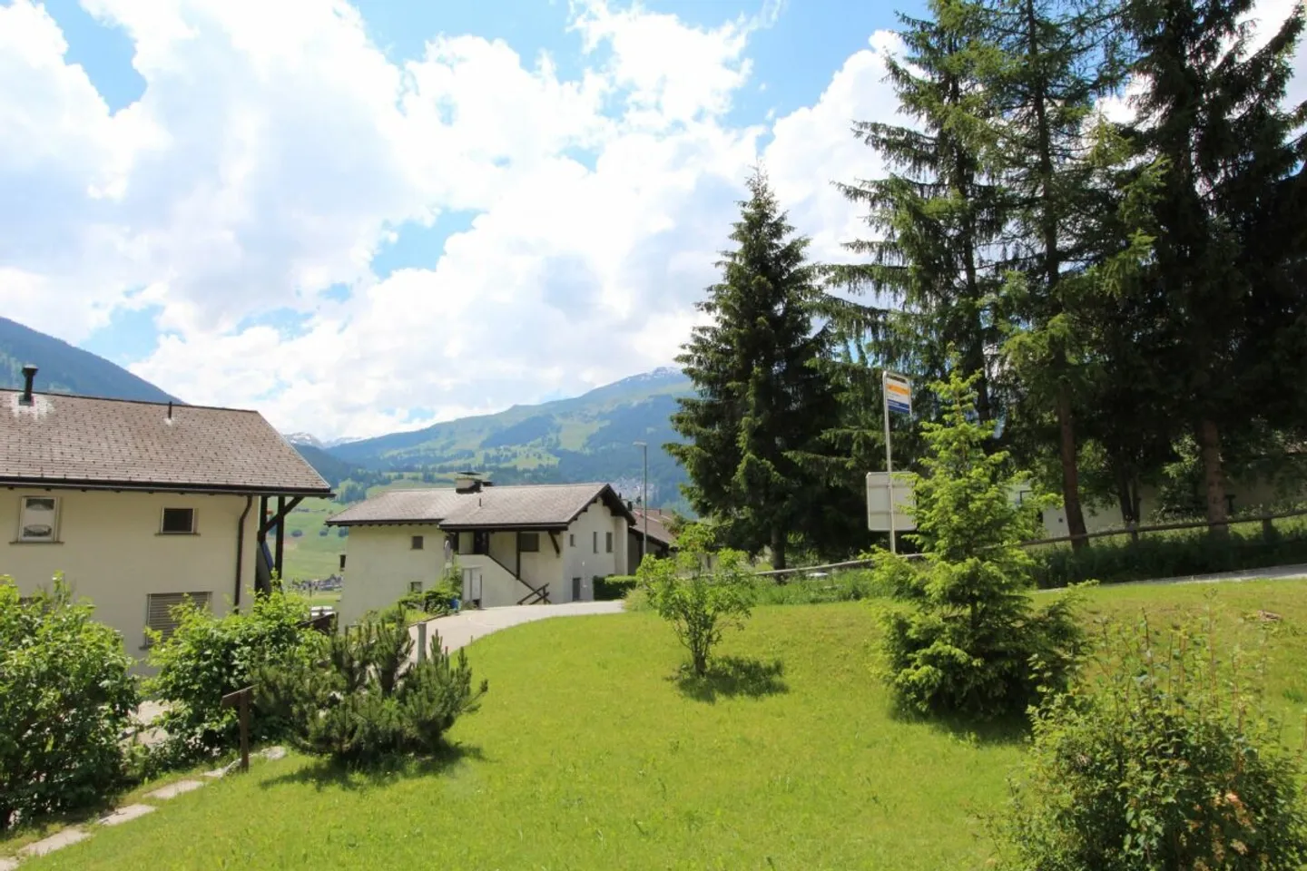Charming Apartment in Savognin - Photo 11 of 13