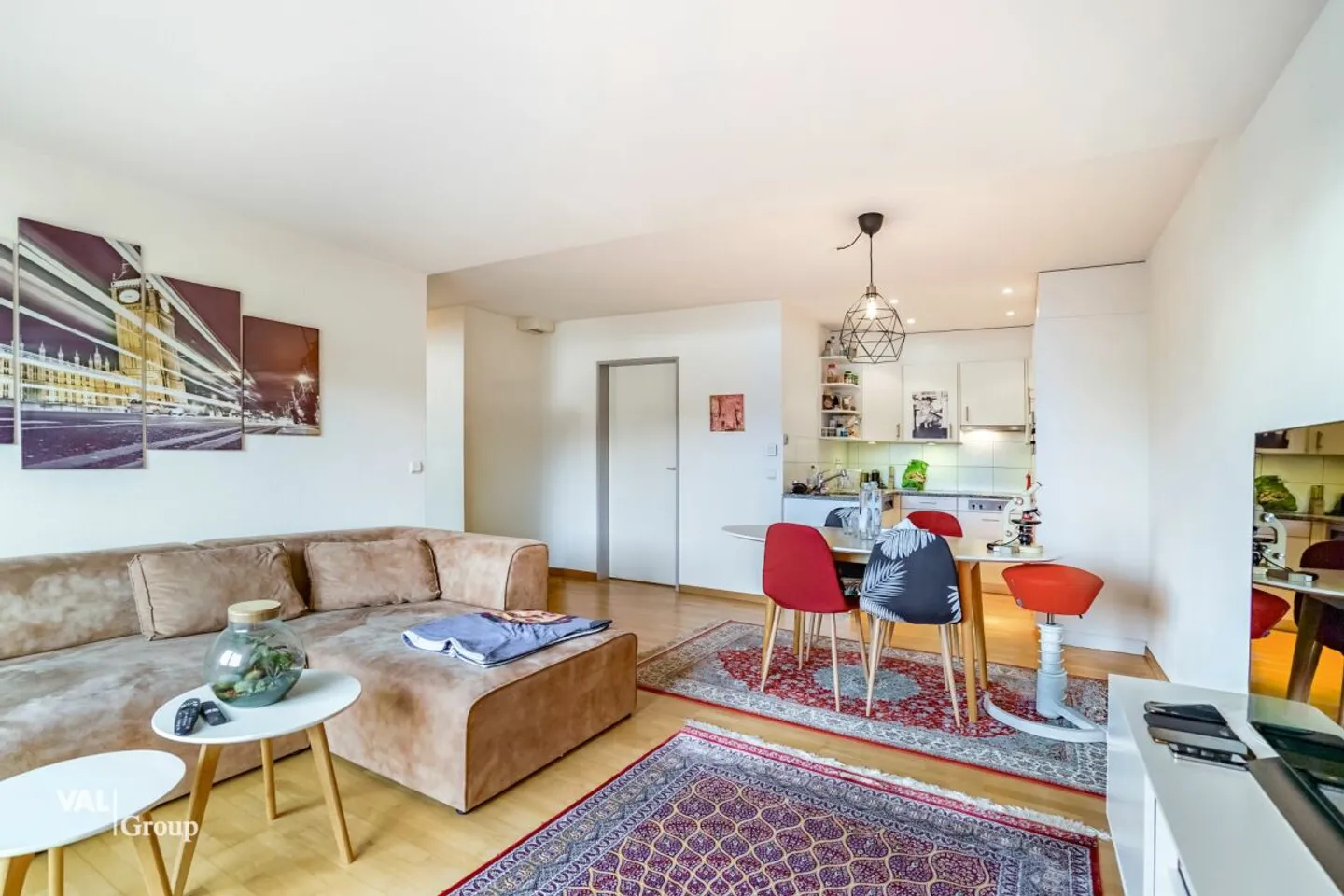 Casa bifamiliare con valore aggiunto: vivere, vivere e affittare sotto lo stesso tetto - Foto 10 di 13