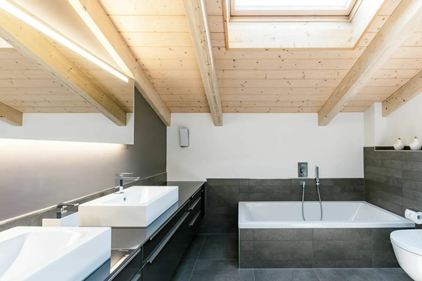 Exclusive single-family house with pool in Hofstetten - Photo 7 of 13
