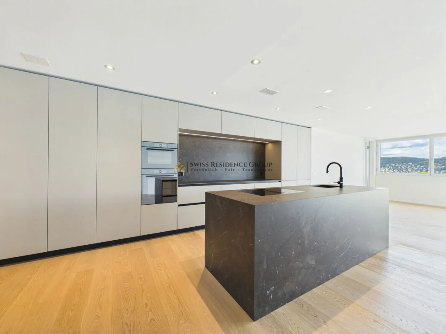 Exclusive 4.5-room apartment with beautiful lake view and private terrace in Kilchberg - Photo 4 of 13