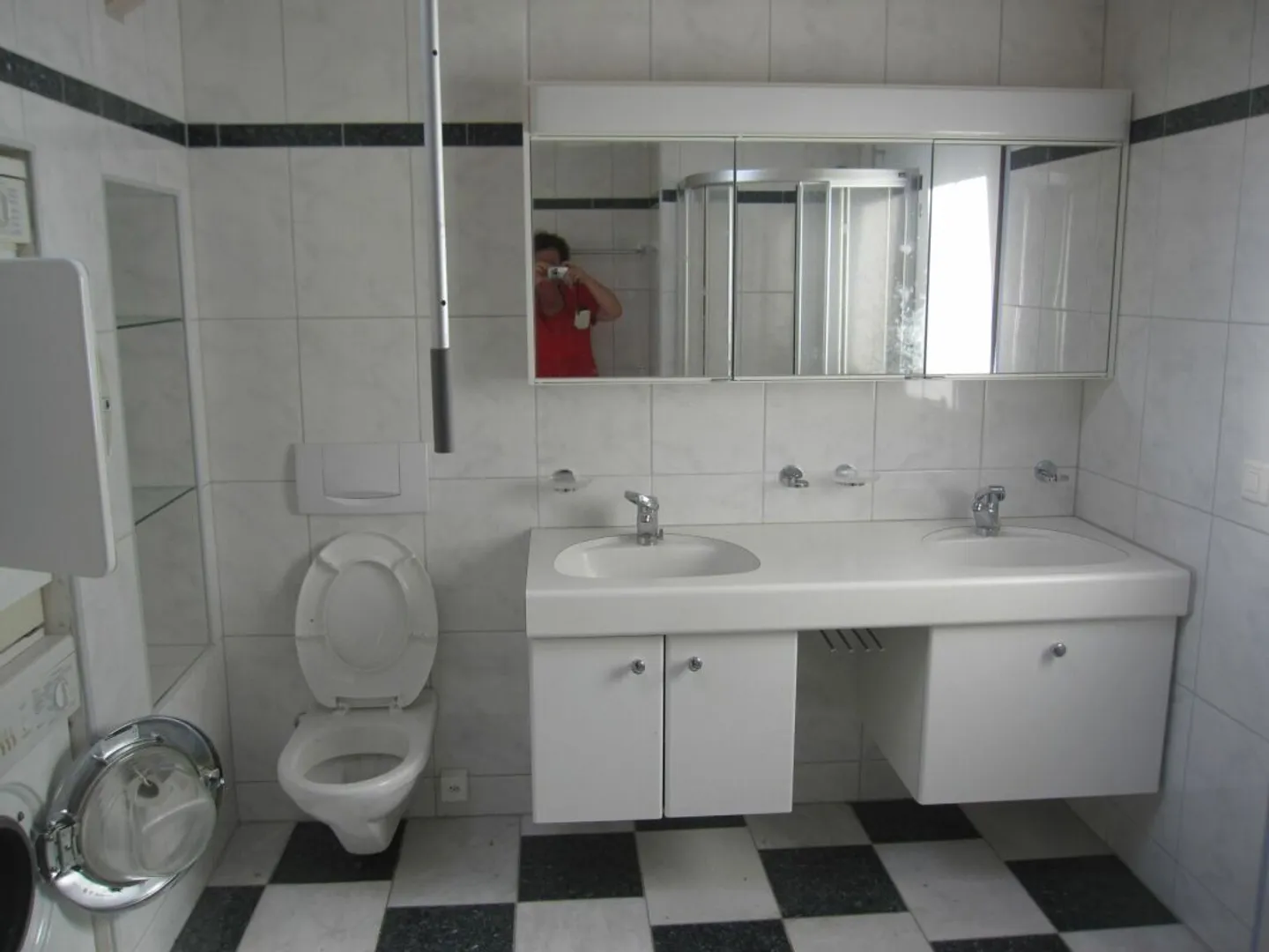 Spacious 4.5 Room Penthouse - Photo 8 of 11