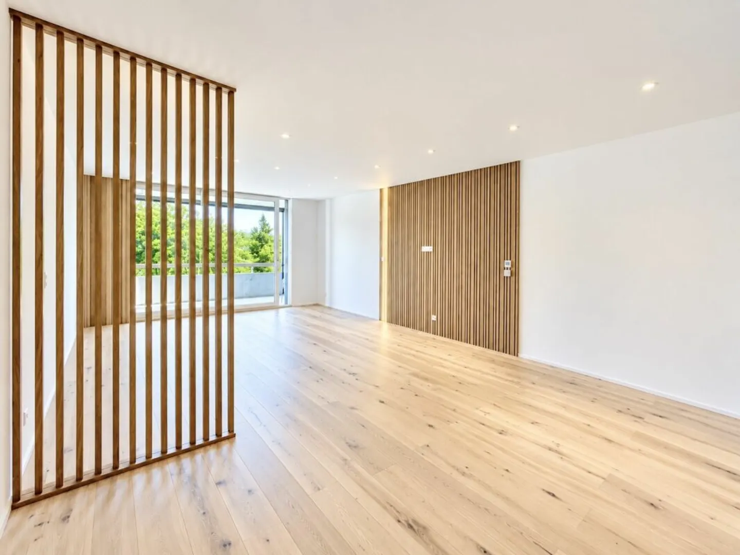 Appartamento 1.5 stanze completamente ristrutturato e modernizzato con stile al confine della foresta - come investimento - Foto 1 di 13