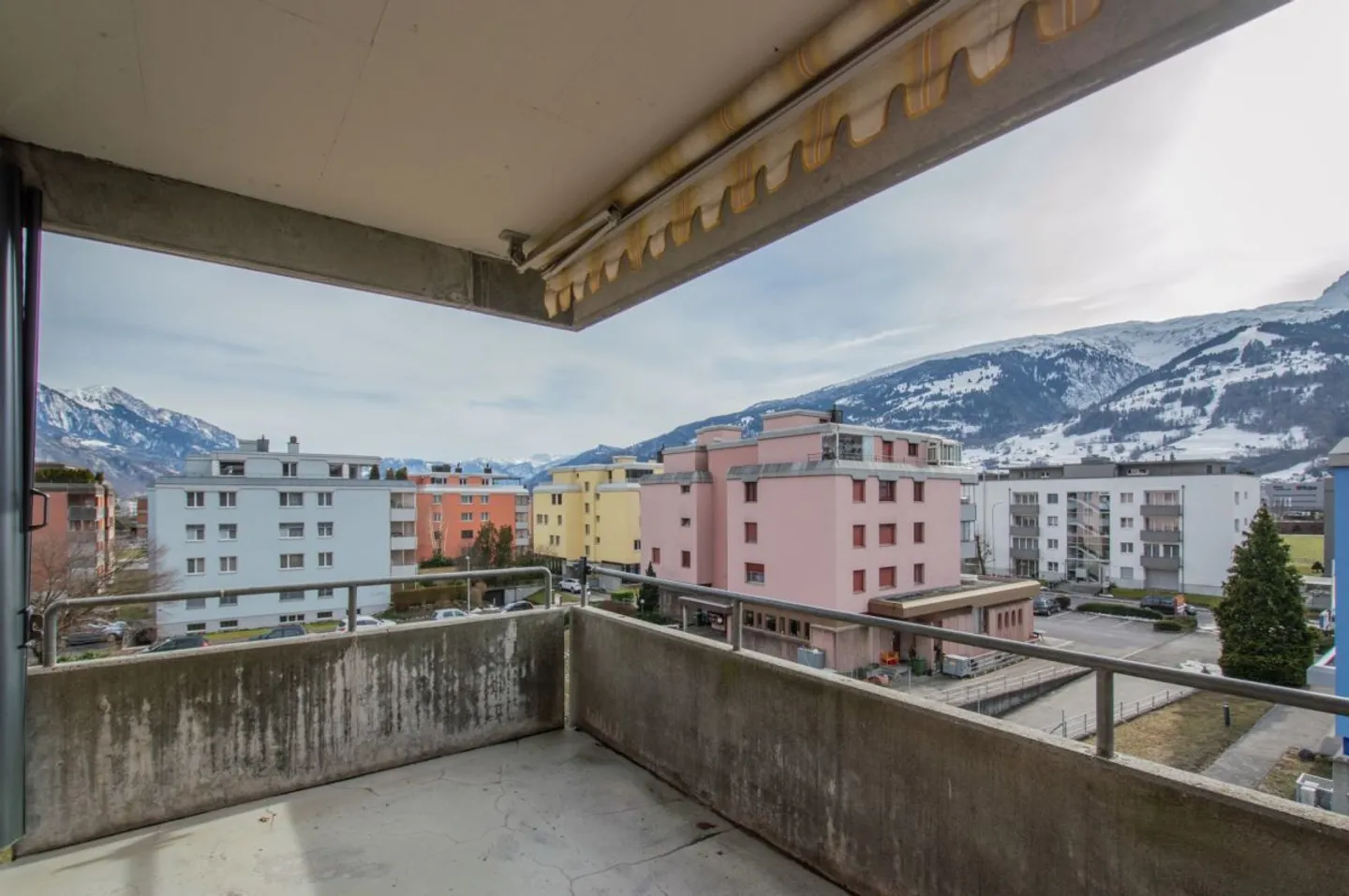 Central living with wonderful views of the Pizol - Photo 13 of 13