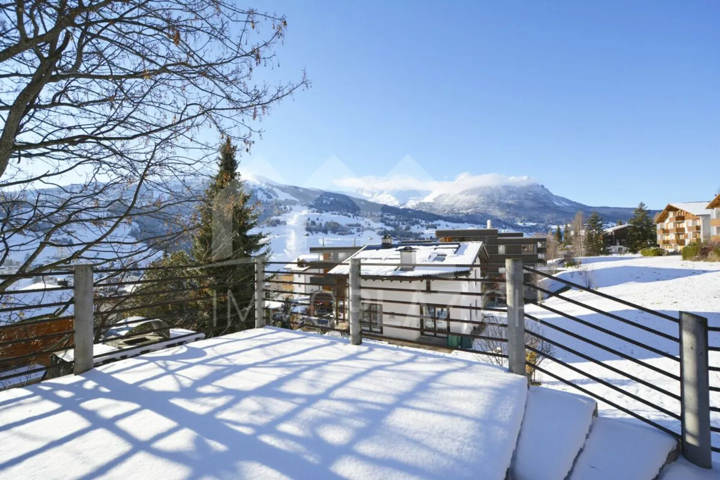 Incantevole appartamento mansardato di 4 1/2 locali con galleria e terrazza - Foto 5 di 12