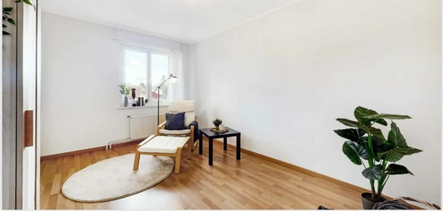 Spannendes Projekt aus Mehrfamilienhaus und grossem Gartenanteil als Baulandreserve - Photo 7 of 13