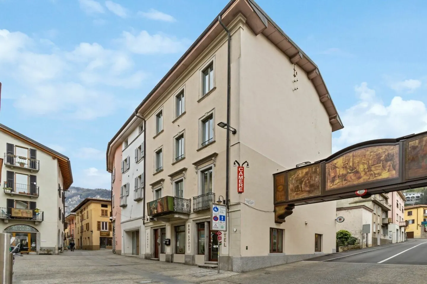 Berühmtes Garni Bar Sport - Großartige Investition - Foto 1 von 10