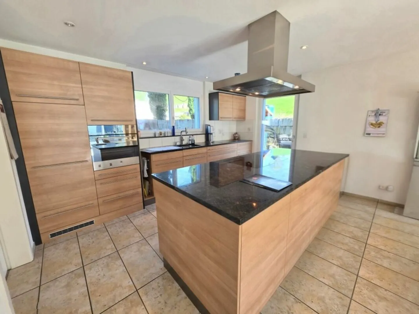 Single-family house with mega volume and lift! - Photo 6 of 13