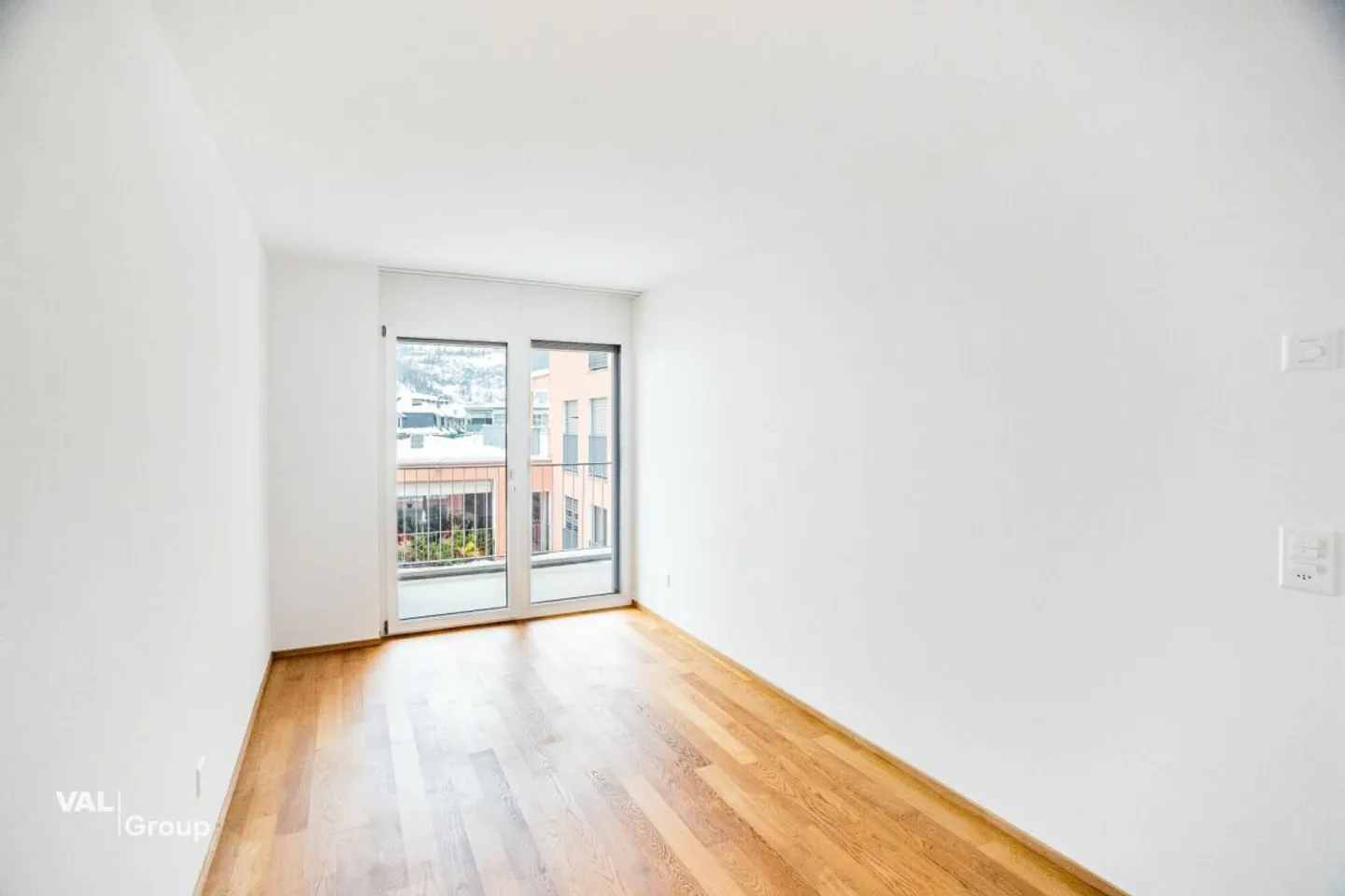Exklusive 4.5-Zimmer-Duplex-Wohnung im «Zentrum La Suisse» - Brig-Glis - Foto 7 von 12