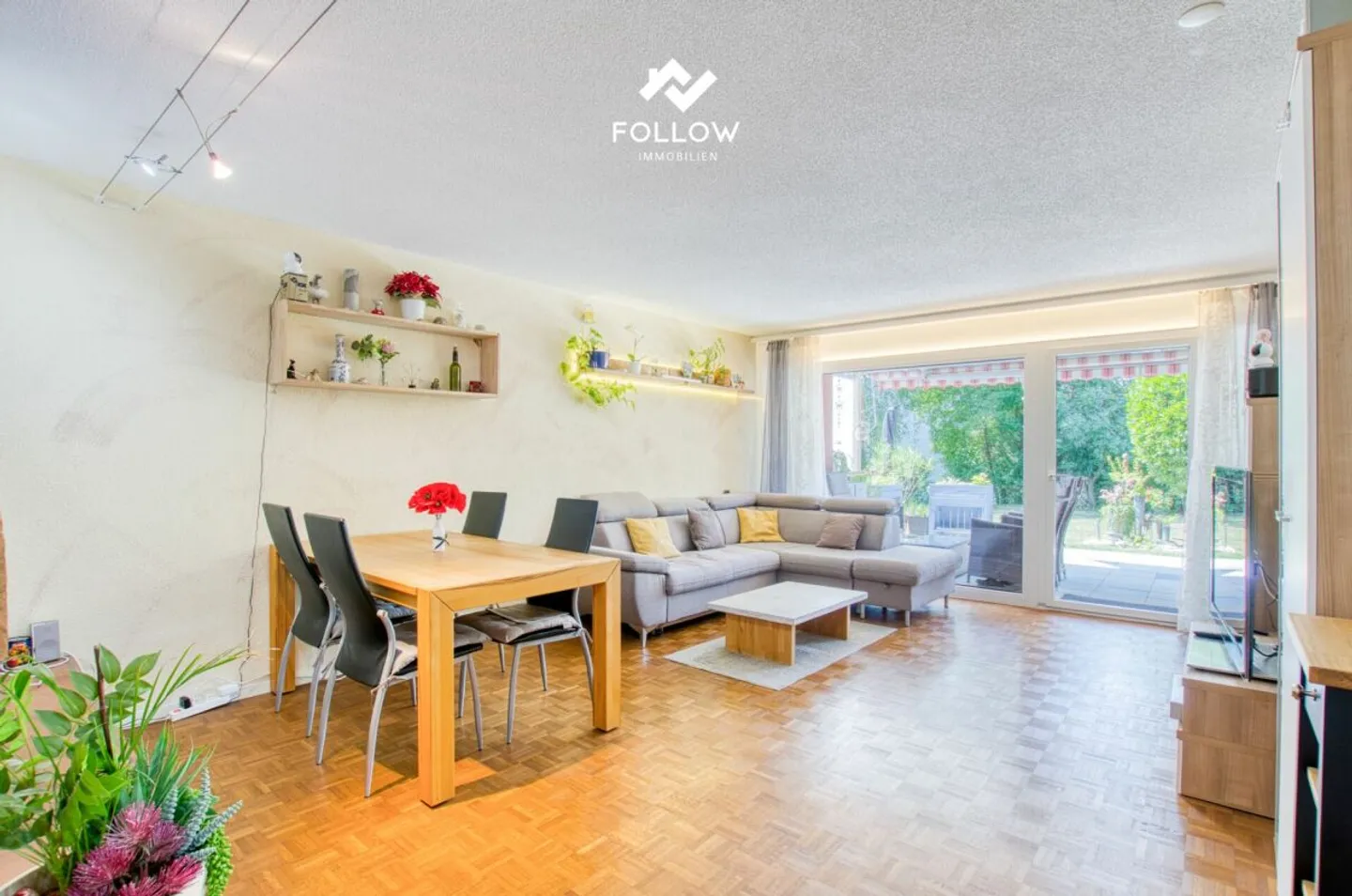 Ground floor living comfort: 4.5-room apartment in an excellent location - Photo 2 of 12