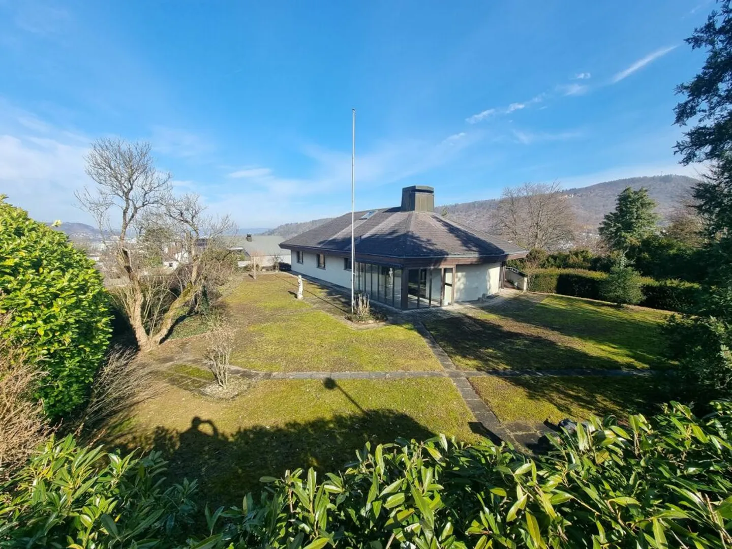 Villa in una posizione privilegiata! - Foto 2 di 13