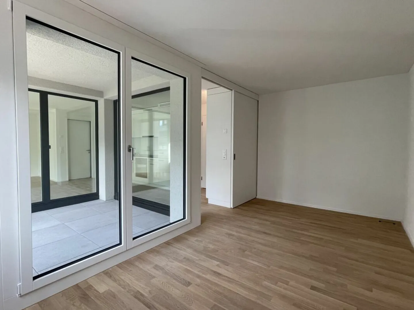 Grab your city apartment! - Photo 8 of 10