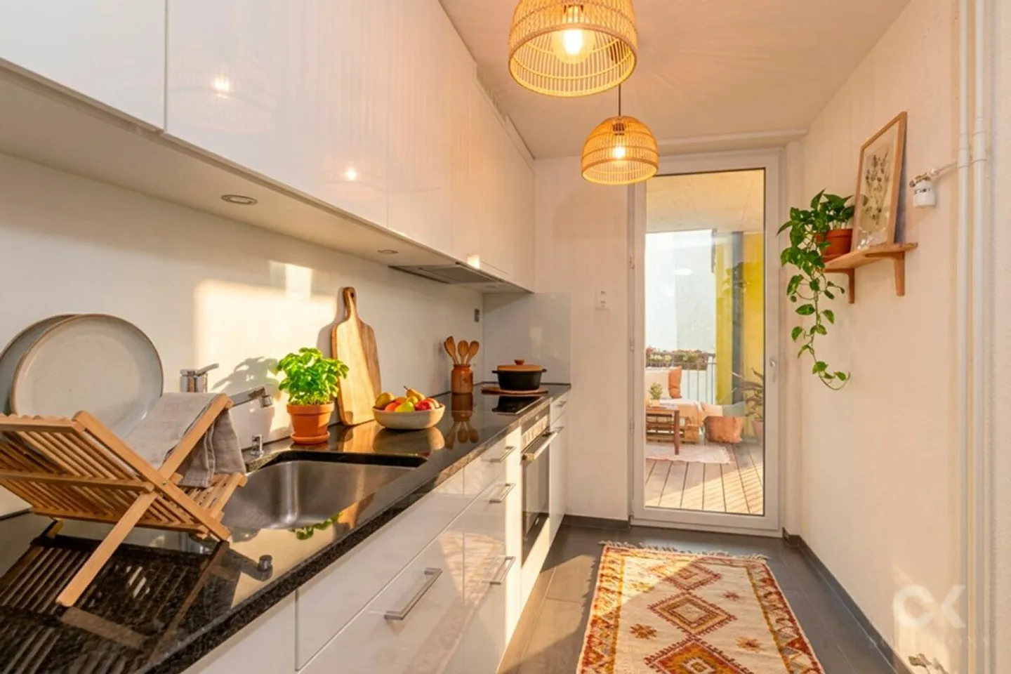 3-Room Gem with Investment Potential - Photo 6 of 12