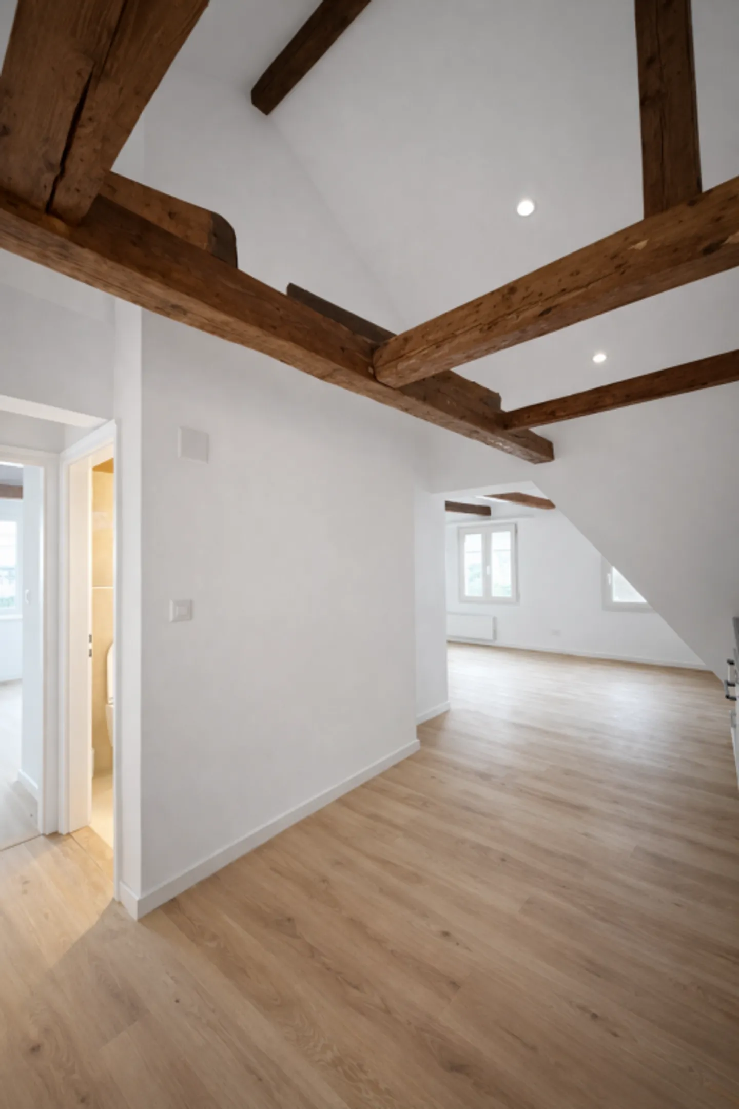 Erstvermietung: 2.5-Zi. Designerwohnung - Photo 2 of 8