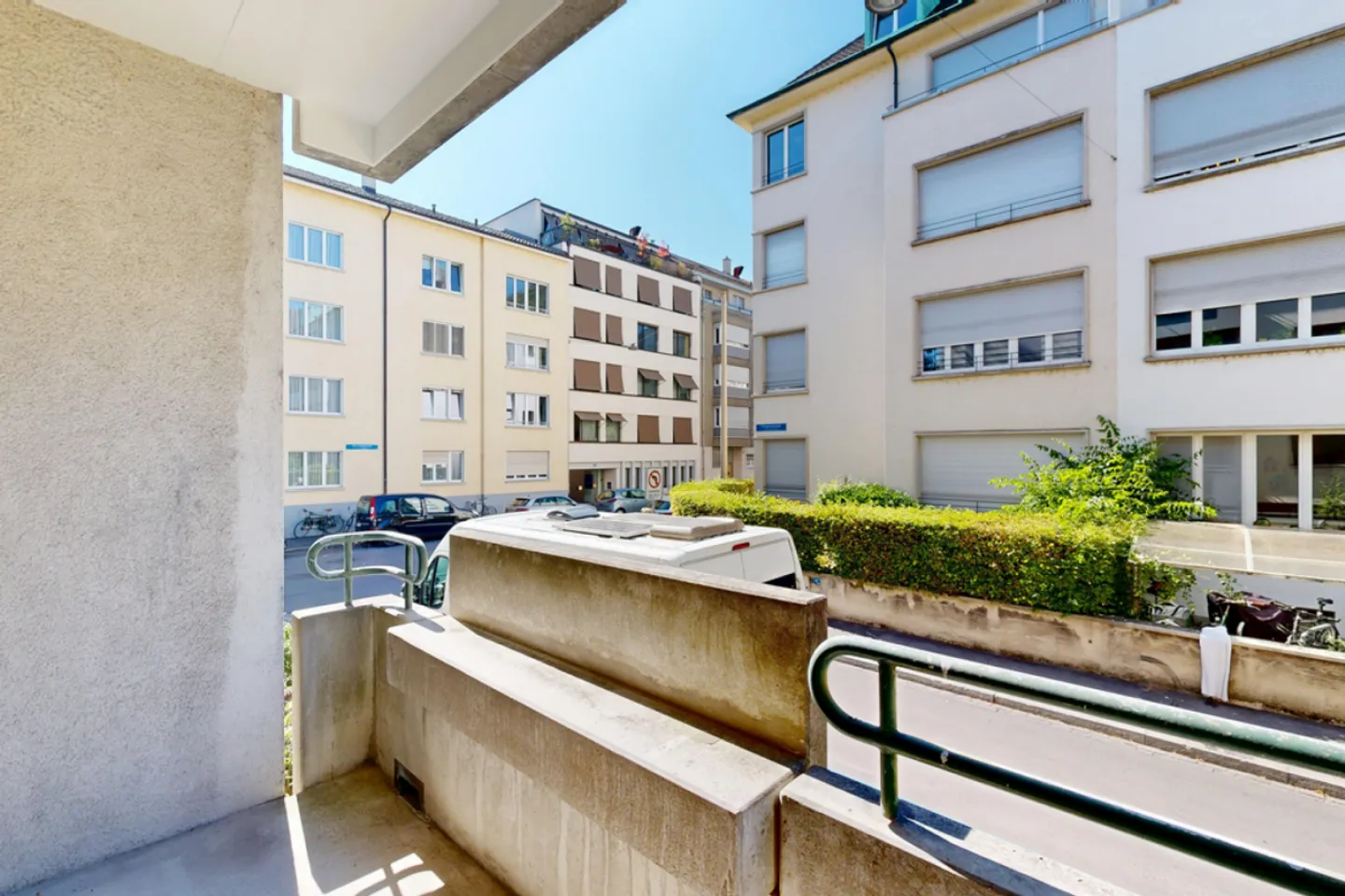 Newly Renovated 2.5-Room Apartment near Messeplatz Basel - Photo 10 of 12