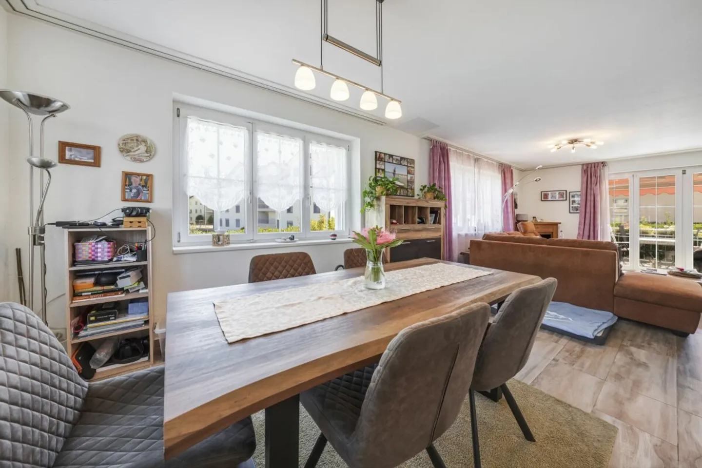 Space for the Family, Retreats to Enjoy and a Private Pool - Photo 11 of 13