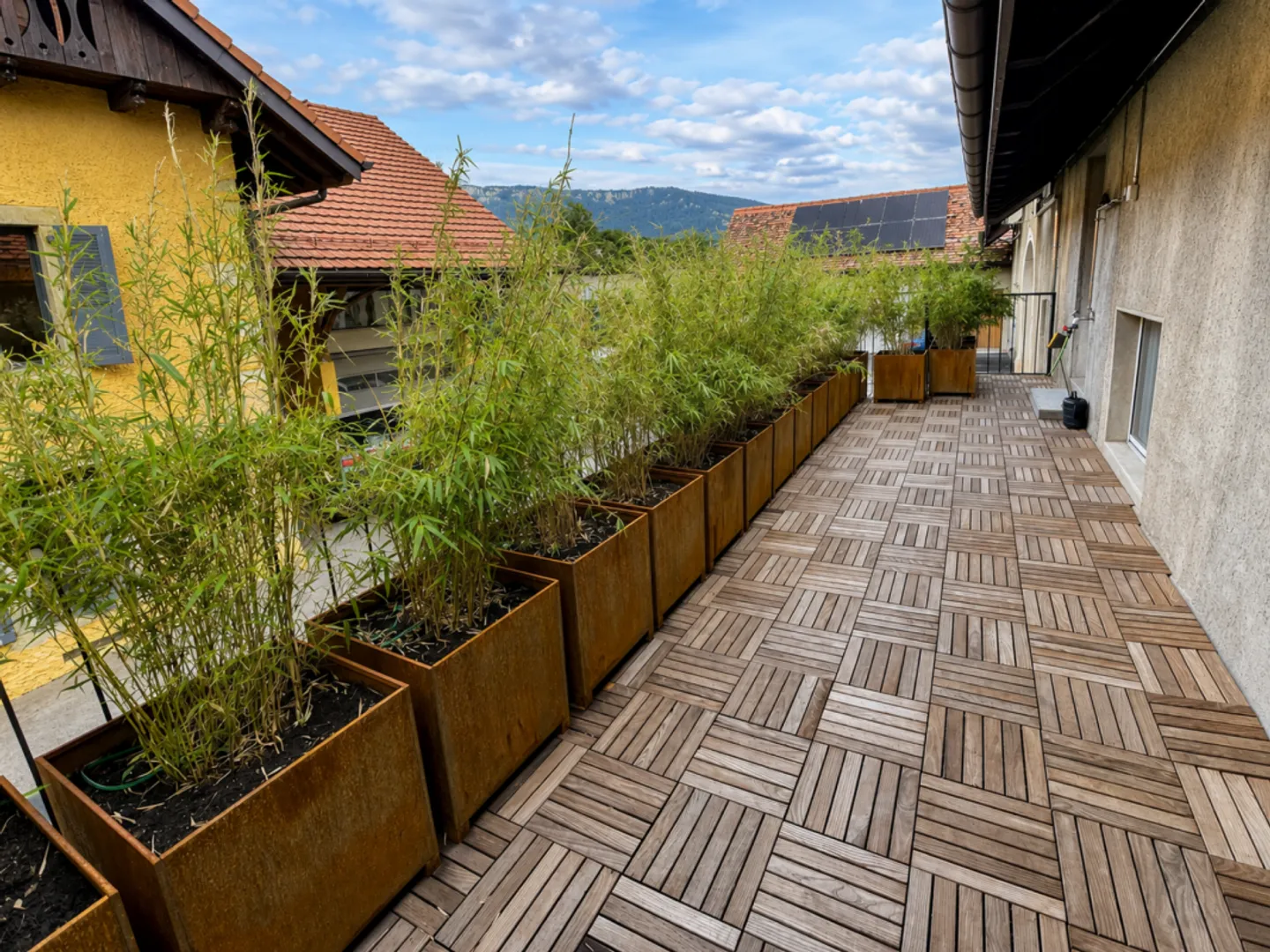 Appartement de 5 pièces avec terrasse et jardin - Photo 7 sur 9