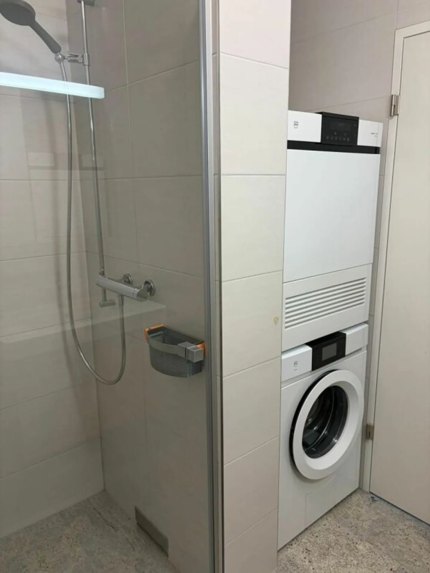 Appartamento moderno in una posizione centrale - Foto 8 di 10