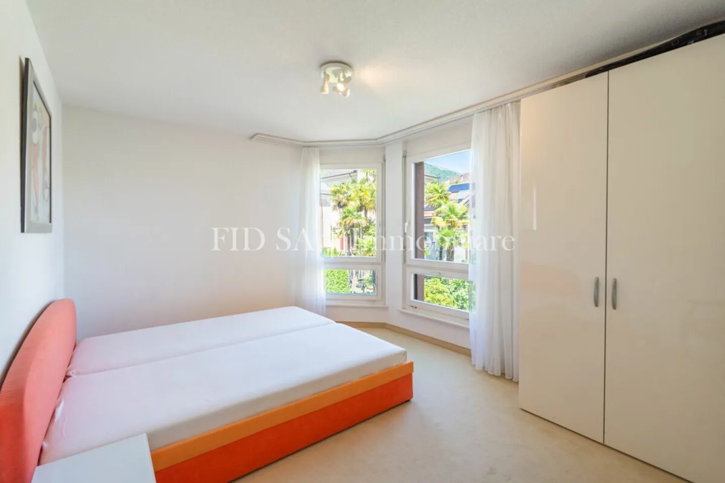 MURALTO - Apartment with lake view near the station and the lakeside - Photo 7 of 12