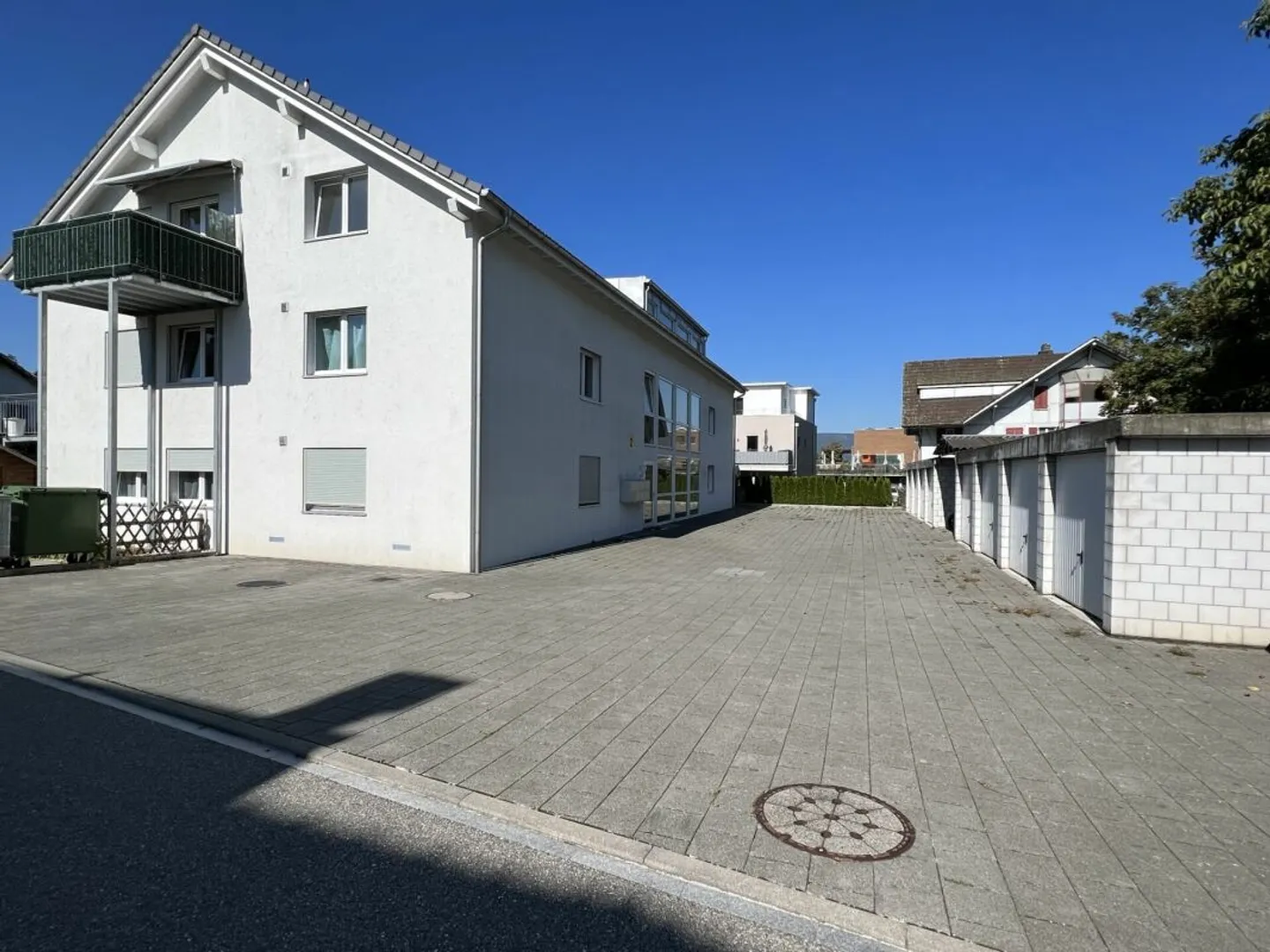 Appartement de jardin ensoleillé de 3,5 pièces - Photo 4 sur 13