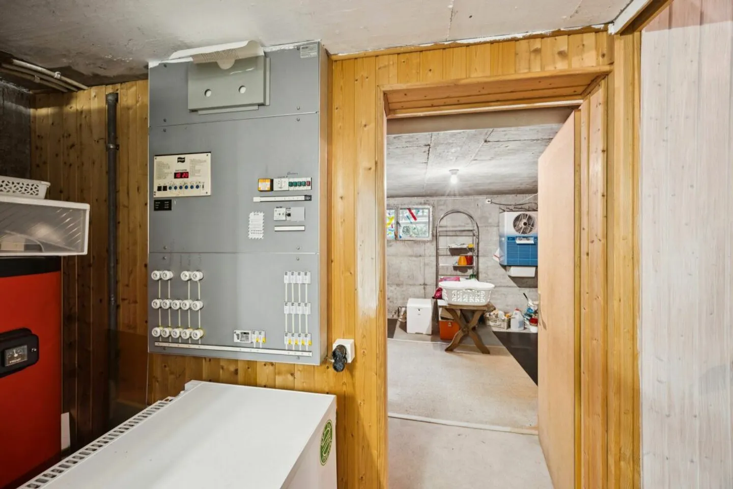 Incantevole casa a schiera angolare vicino a un ruscello naturale a Worben - Foto 13 di 13