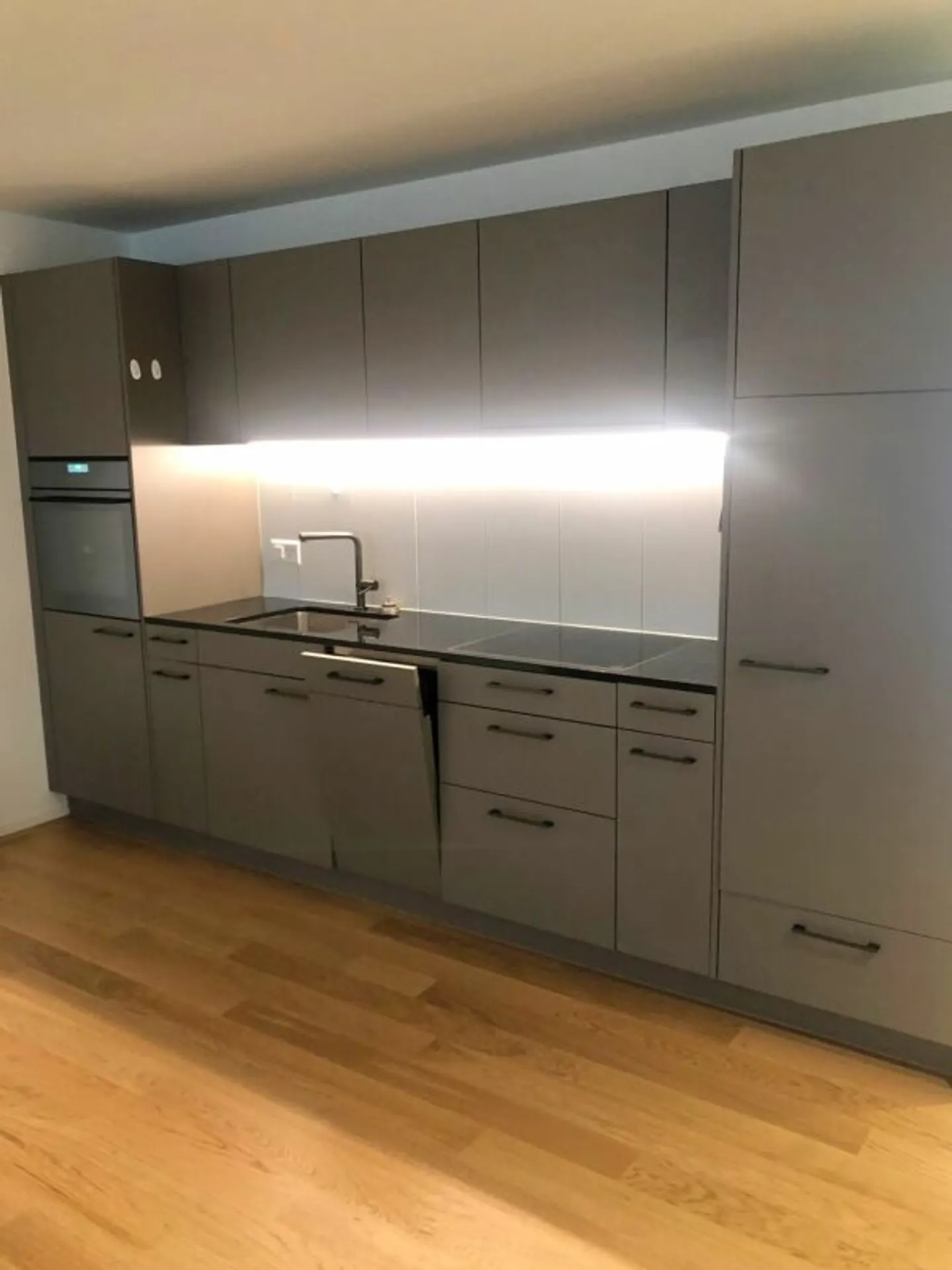Appartement de location pratique et neuf à Fahracker - Photo 2 sur 7