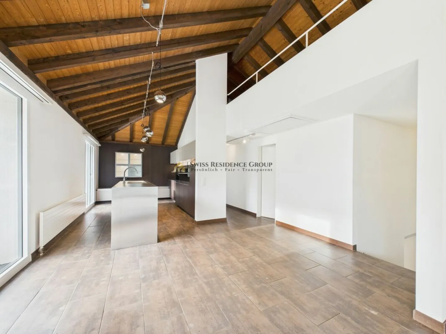 Attraktives Einfamilienhaus im Grünen mit bester Anbindung - Foto 10 von 13