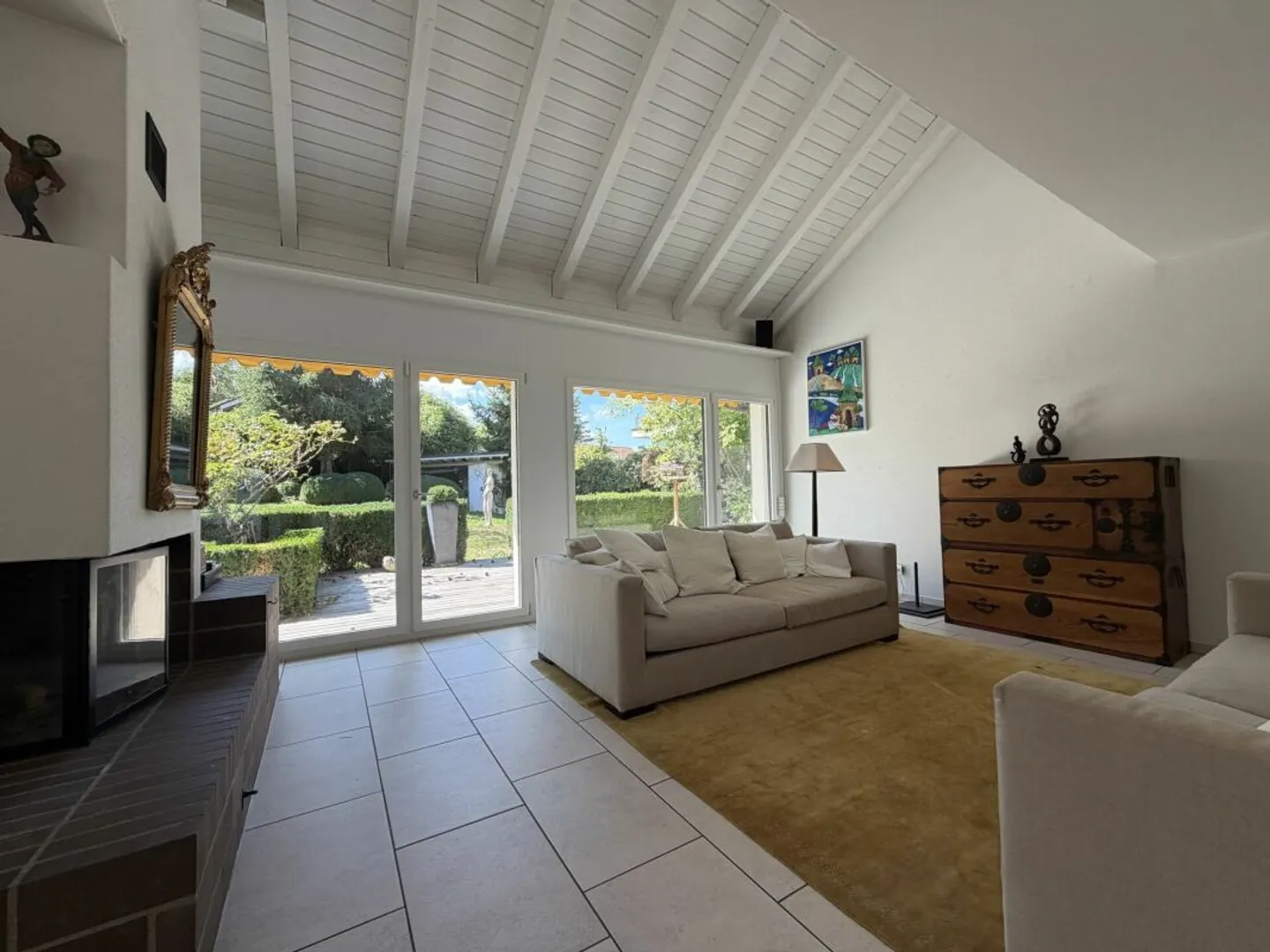 More Space than Usual: Spacious Family House in the Best Location in Bassersdorf - Photo 8 of 13