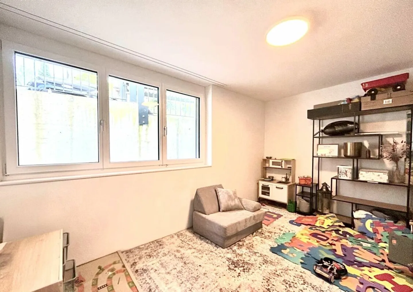 Unique Apartment with Panoramic View - Photo 7 of 13