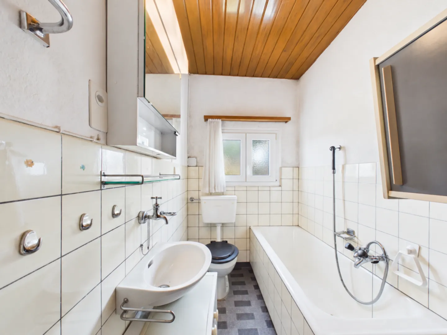 Charmantes Einfamilienhaus mit Wintergarten - Foto 10 von 13