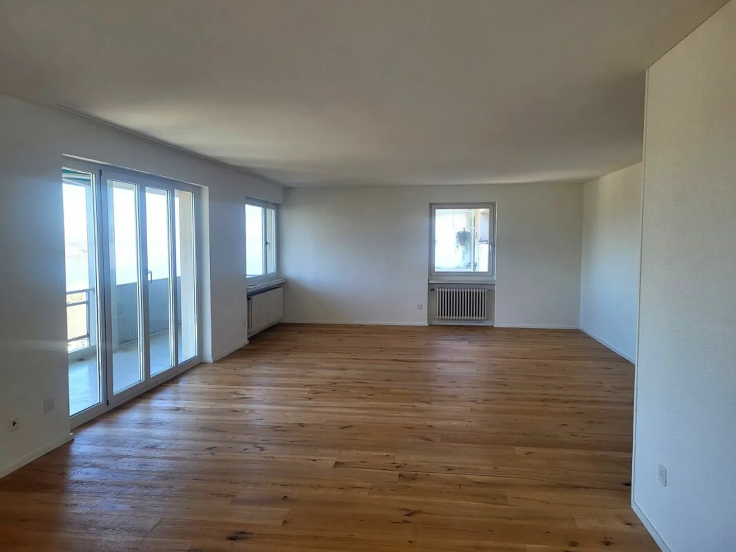 Appartamento all'ultimo piano con terrazza sul tetto e vista sul lago - Foto 7 di 12